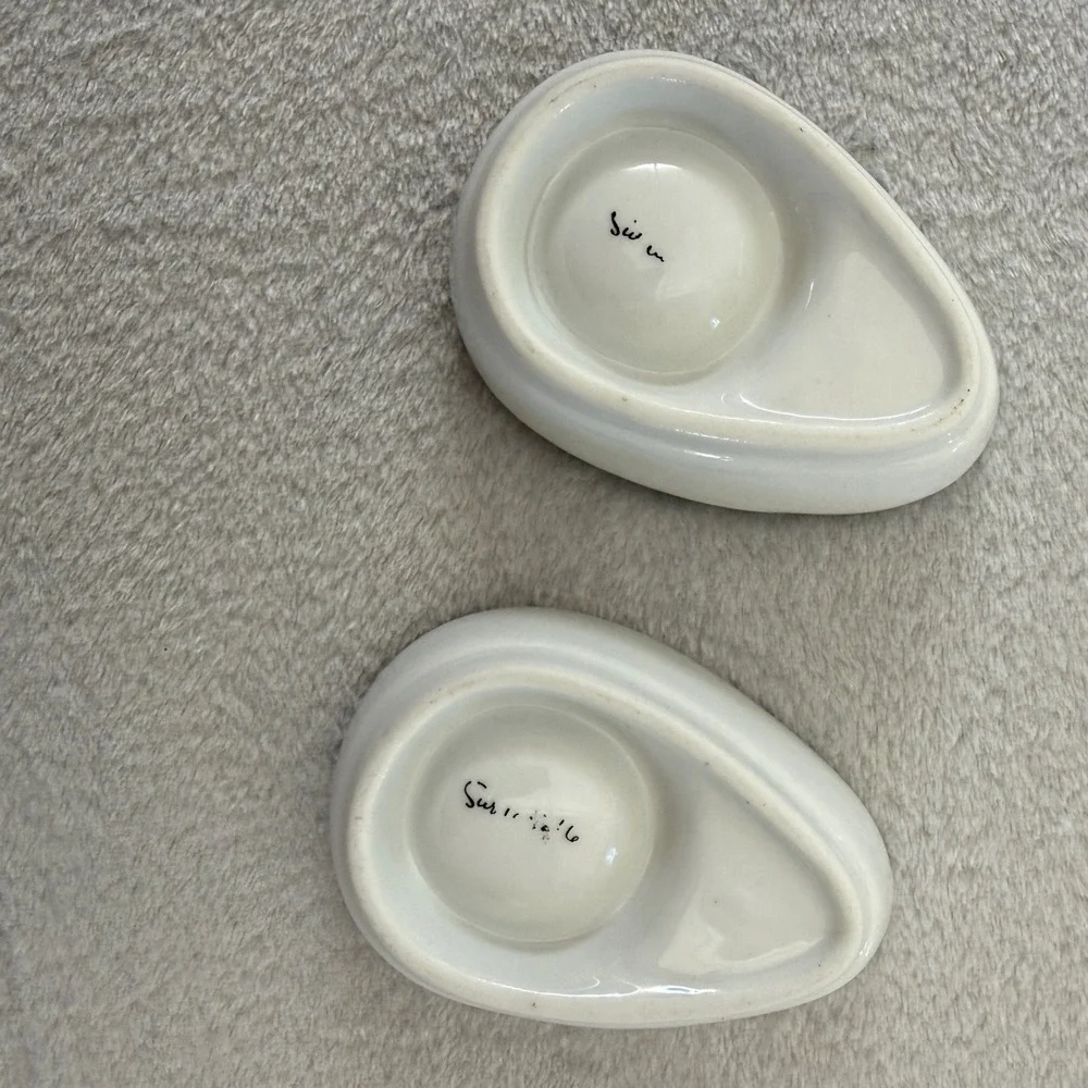 Home & Garden‎ > Kitchen, Dining & Bar > Dinnerware & Serveware > Egg Cups